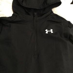 NWOT Under Armour Black Hooded Quarter Zip Pullover Fits Women’s Size Small